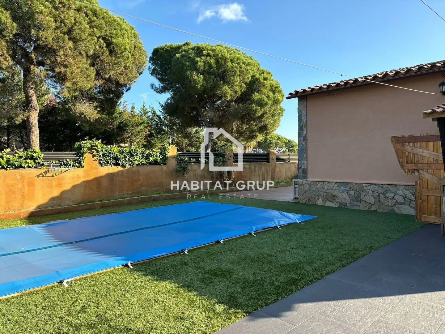 Houses for sale in Tordera  with Air Conditioner, Heating and Private garden