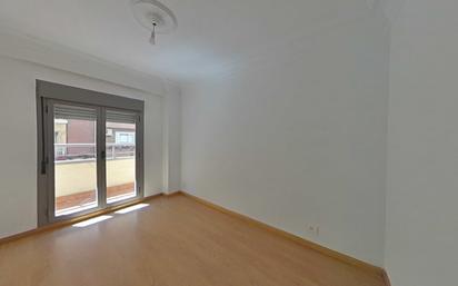 Bedroom of Flat for sale in  Zaragoza Capital