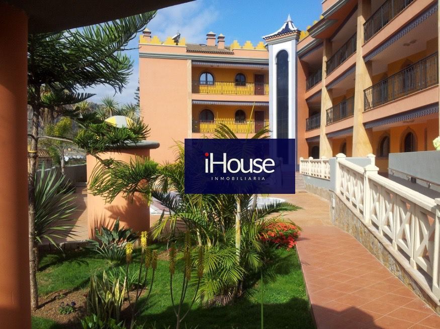 Exterior view of Flat to rent in Los Realejos  with Furnished and Community pool