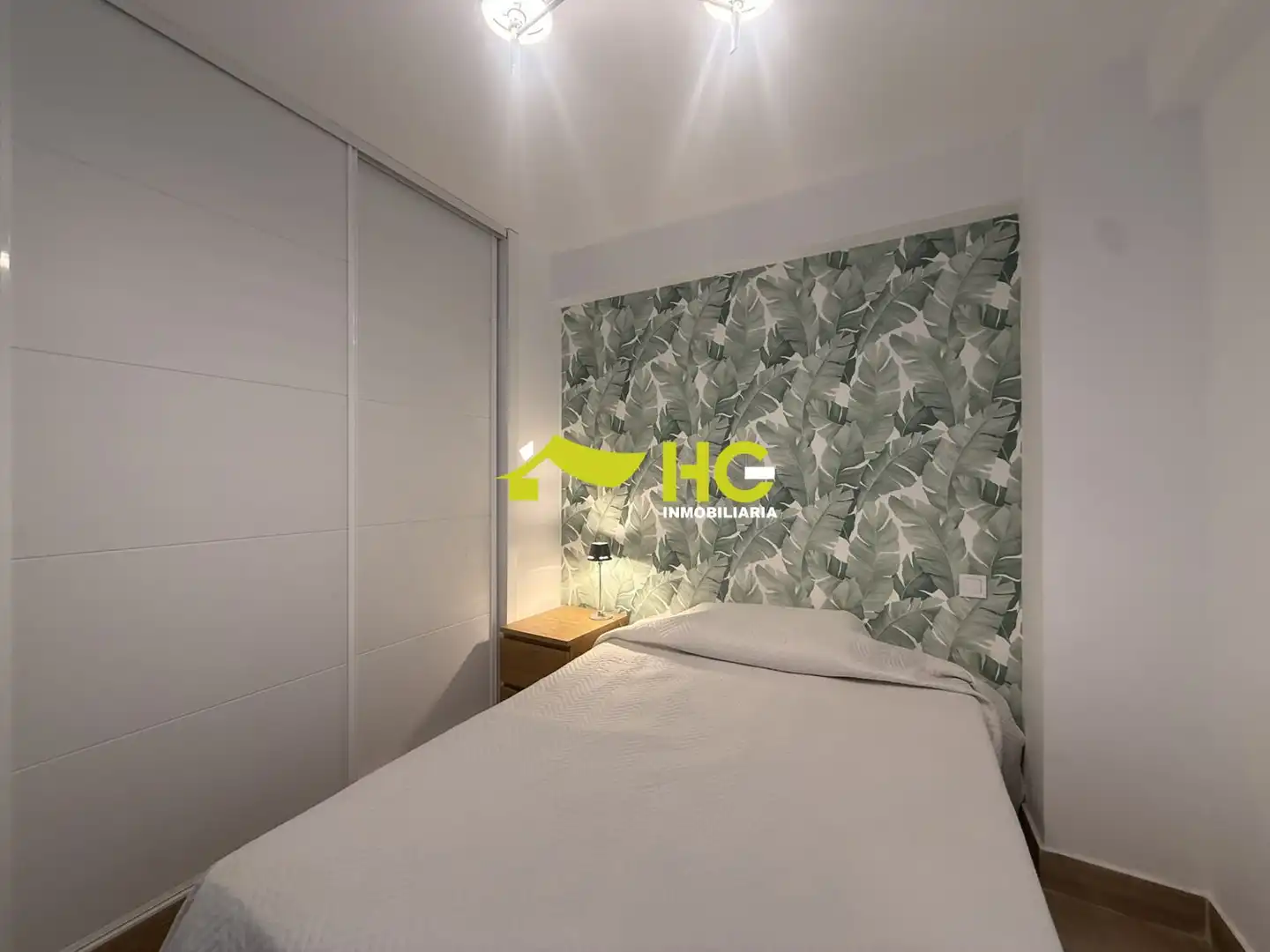 Habitación de Piso de alquiler en Alcorcón con Aire acondicionado, Calefacción y Amueblado