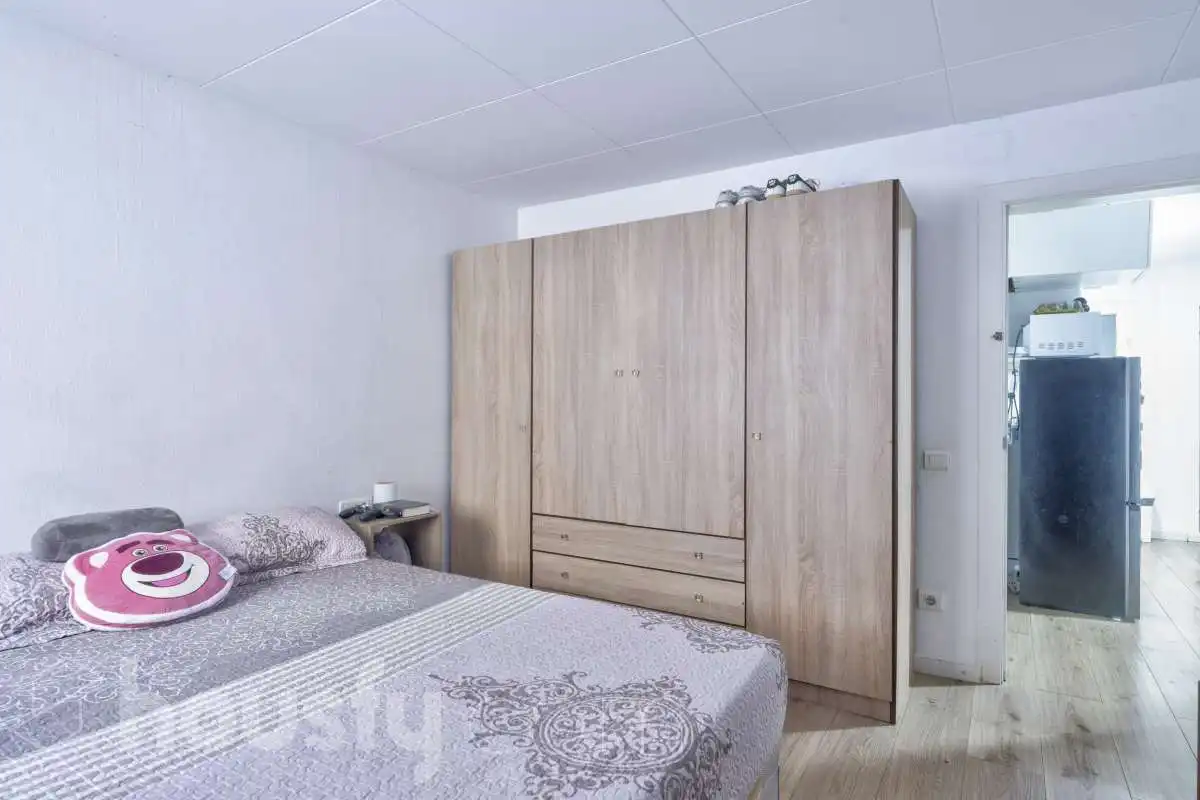 Habitación de Piso en venta en Barcelona con Parquet