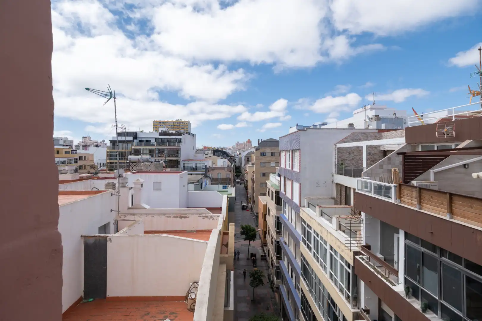Exterior view of Attic for sale in Las Palmas de Gran Canaria  with Air Conditioner, Terrace and Balcony