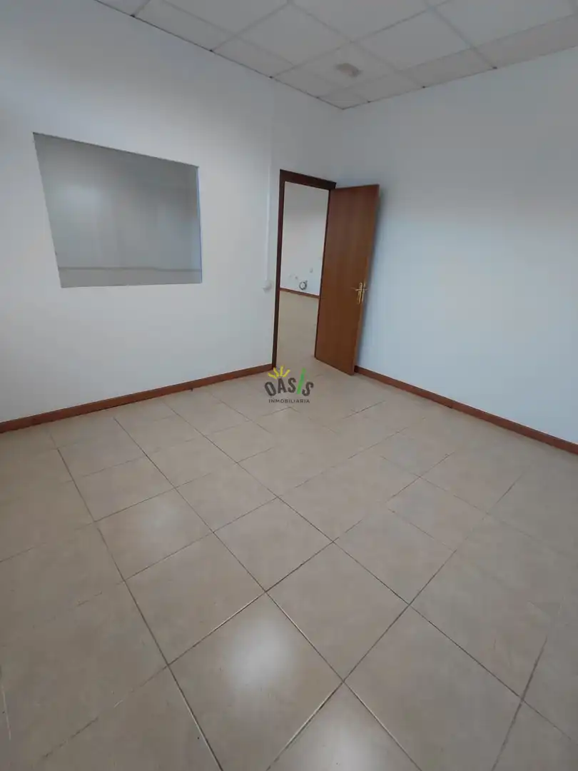 Office for rent in Arafo