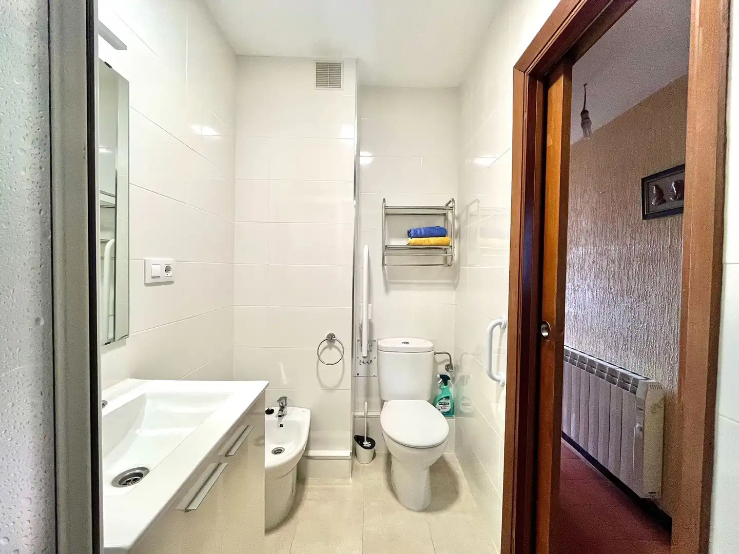 Badezimmer von Wohnung zum Verkauf in Oleiros mit Heizung