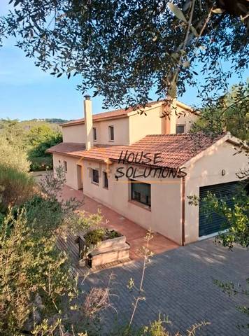 Casa-chalet en Venta en Corbera de Llobregat