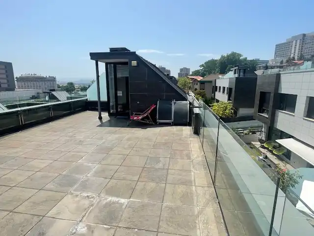 Terrassa de Casa adosada en venda en Santander amb Calefacció, Jardí privat i Parquet