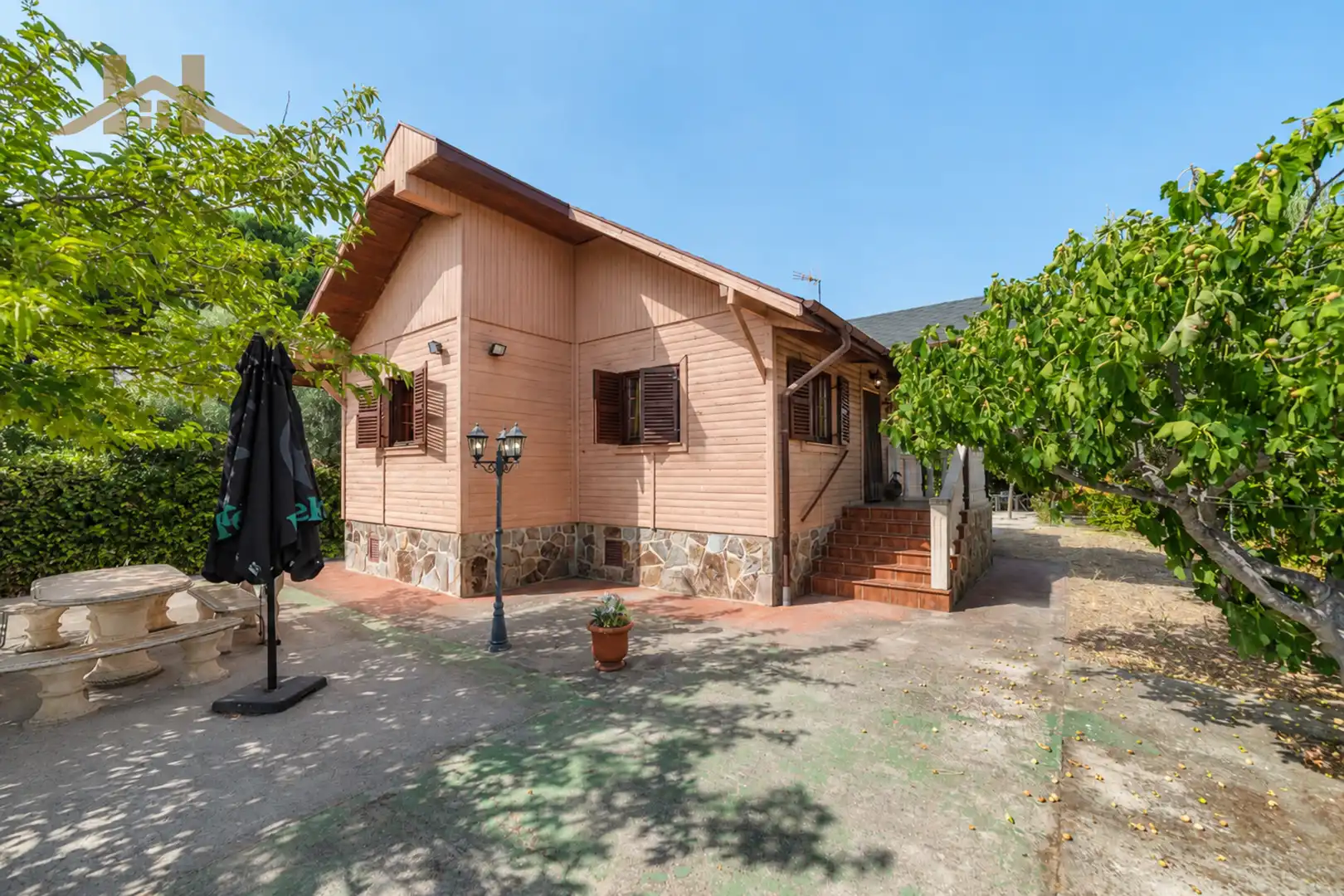 Vista exterior de Casa o chalet en venta en Santa Cruz del Retamar con Aire acondicionado, Jardín privado y Piscina