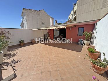 House with balcony for sale in Malgrat de Mar