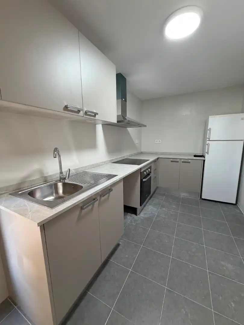 Küche von Wohnung zur Miete in Almazora / Almassora mit Klimaanlage, Heizung und Abstellraum