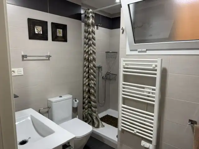 Bathroom of Attic for rent in Orihuela  with Air Conditioner, Terrace and Furnished