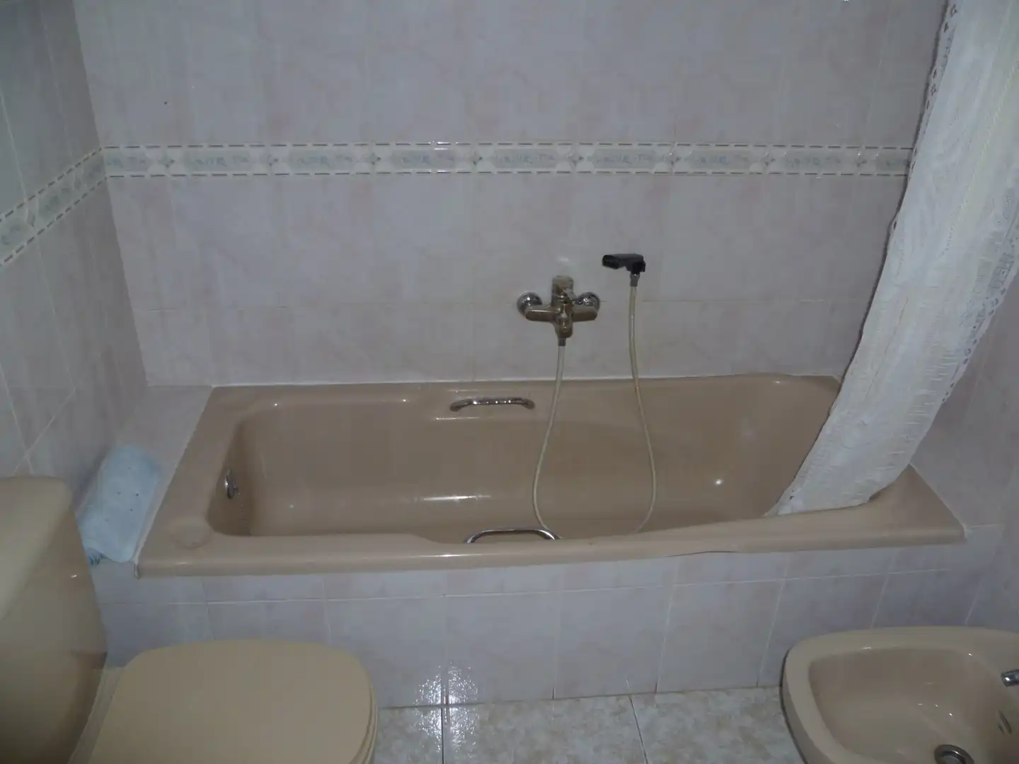 Bathroom of Houses for sale in Siles  with Air Conditioner, Terrace and Furnished