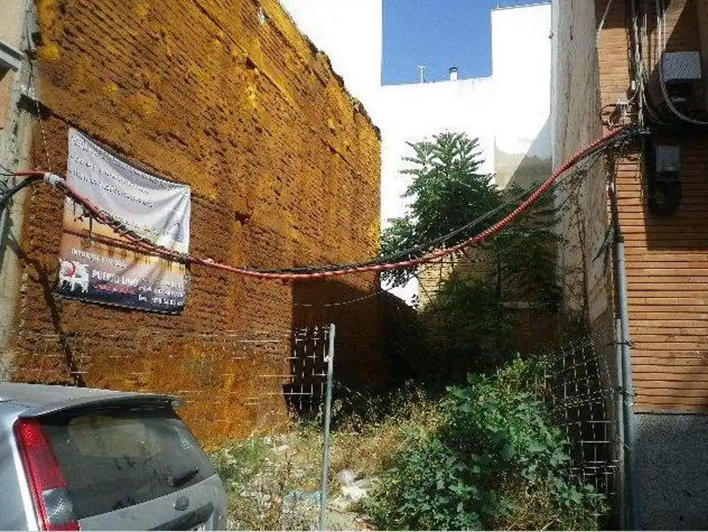 Wohnbaugrundstück zum Verkauf in Calle Cortegana, imagen 3