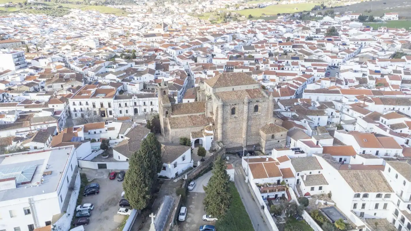 Vista exterior de Casa o chalet en venta en Cazalla de la Sierra con Aire acondicionado, Calefacción y Jardín privado