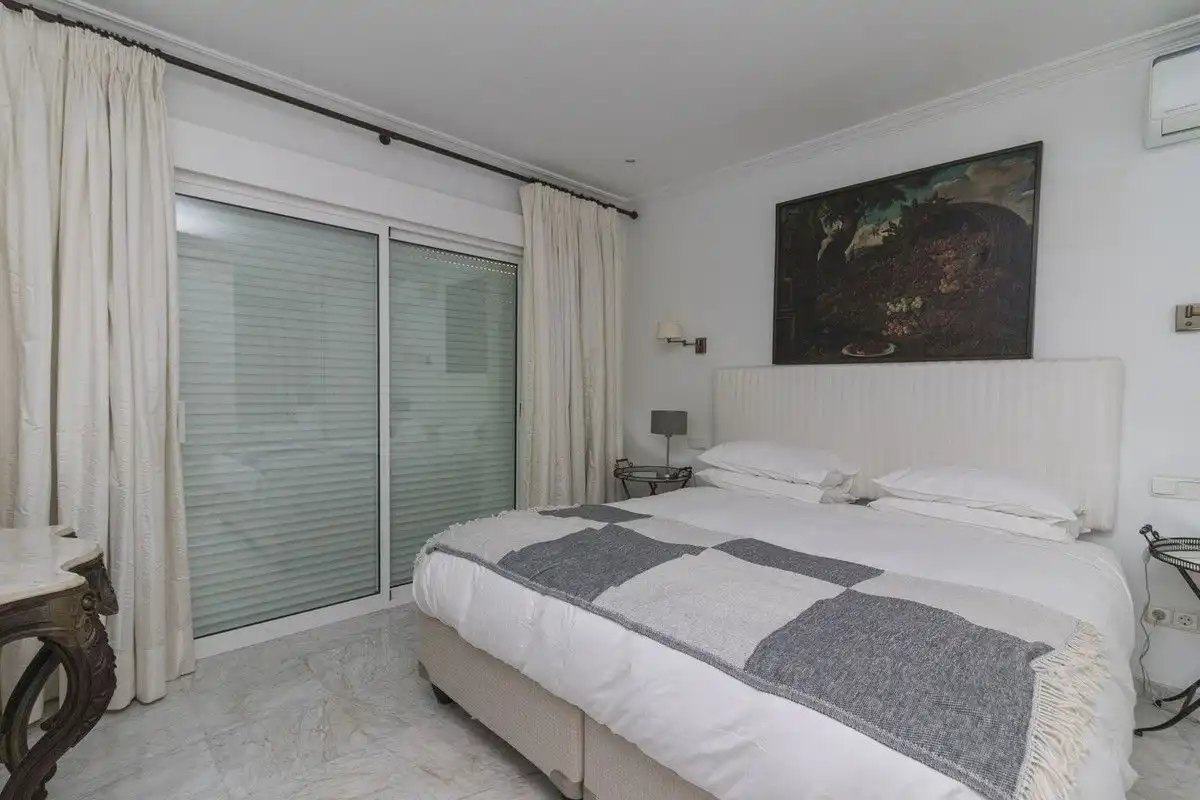Dormitori de Casa o xalet en venda en Mijas amb Terrassa i Piscina comunitària