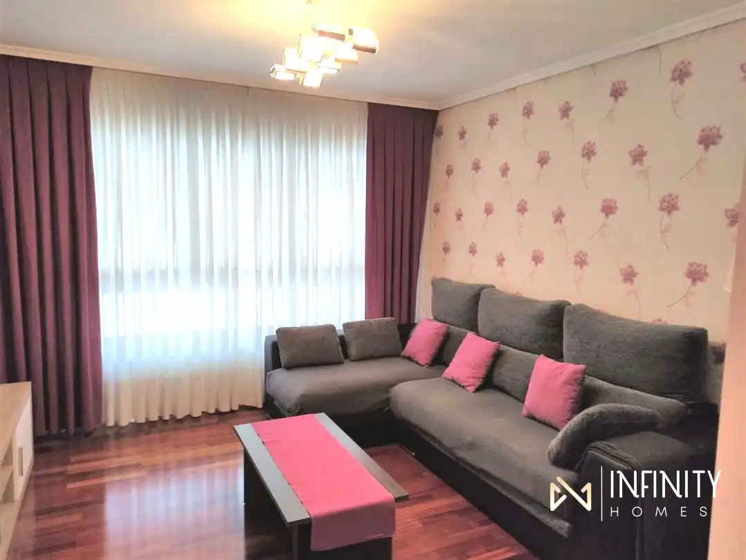 Sala de estar de Piso de alquiler en Bilbao  con Calefacción