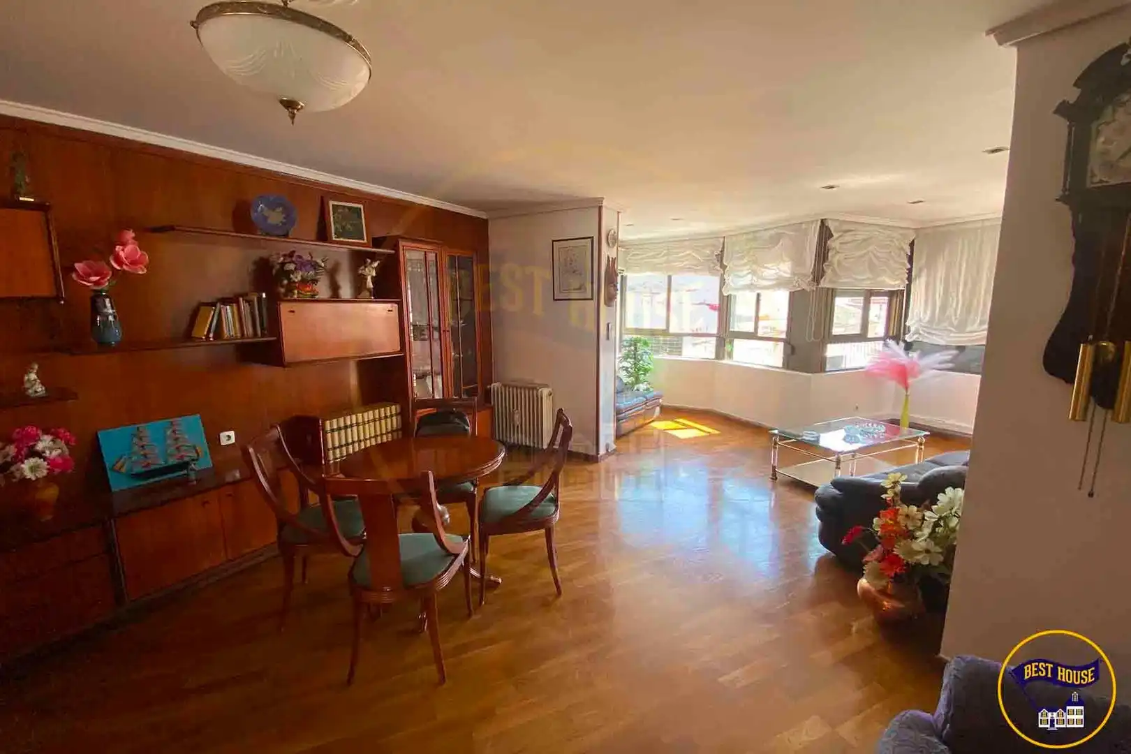 Living room of Flat for sale in Cuenca  with Air Conditioner, Heating and Parquet flooring