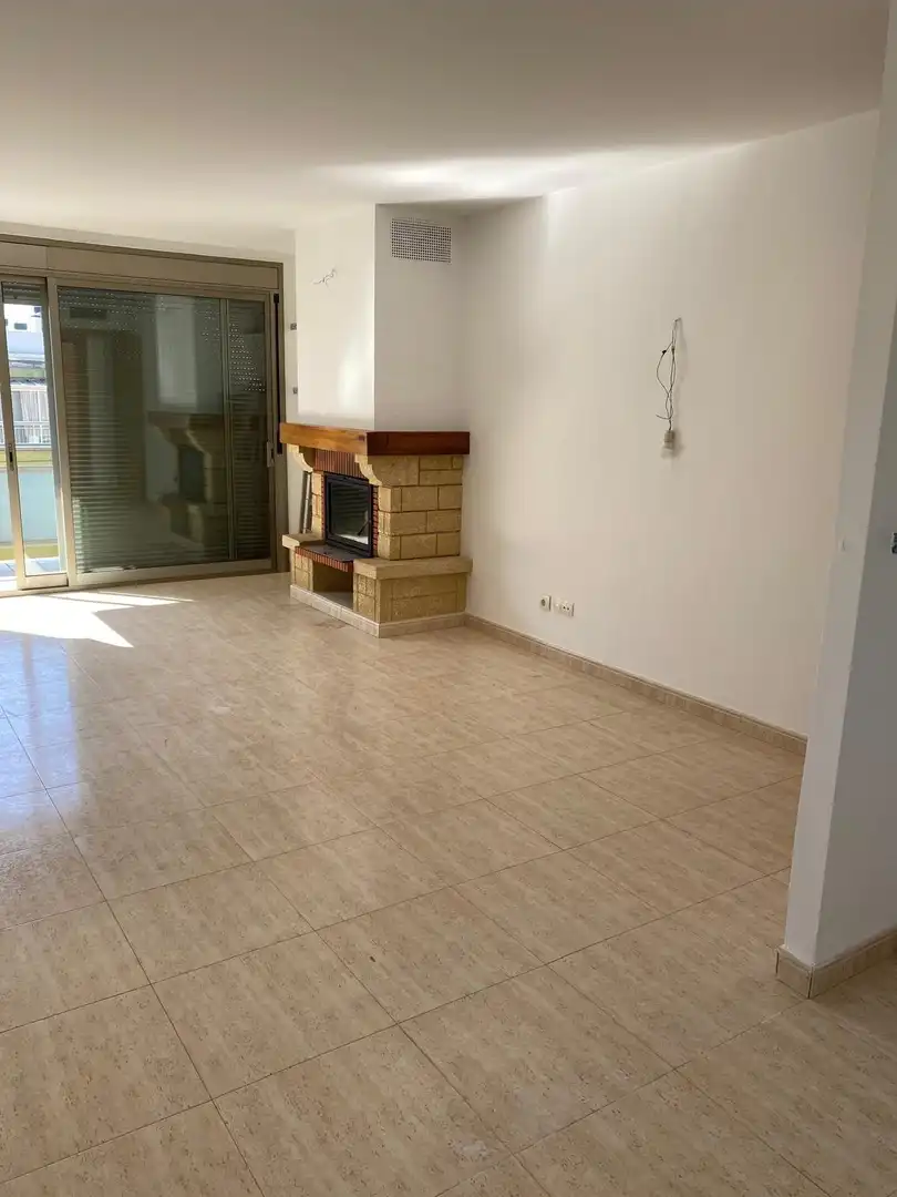 Sala de estar de Ático en venta en Calafell con Aire acondicionado, Calefacción y Terraza