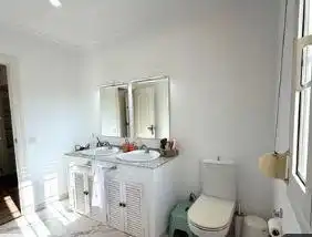 Bany de Casa o xalet en venda en Punta Umbría amb Aire condicionat, Jardí privat i Parquet