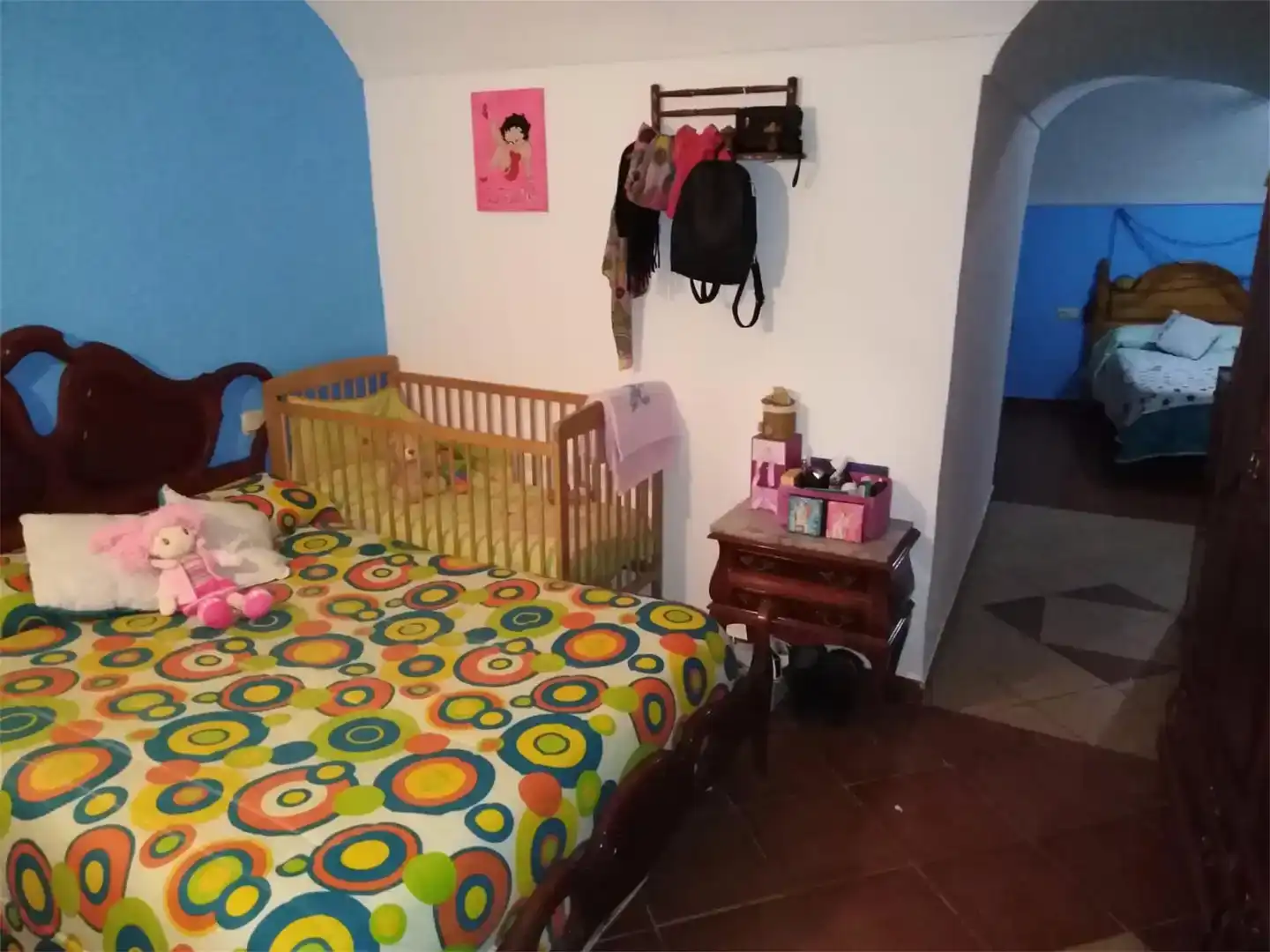 Habitación de Casa adosada en venta en Benalúa, Granada