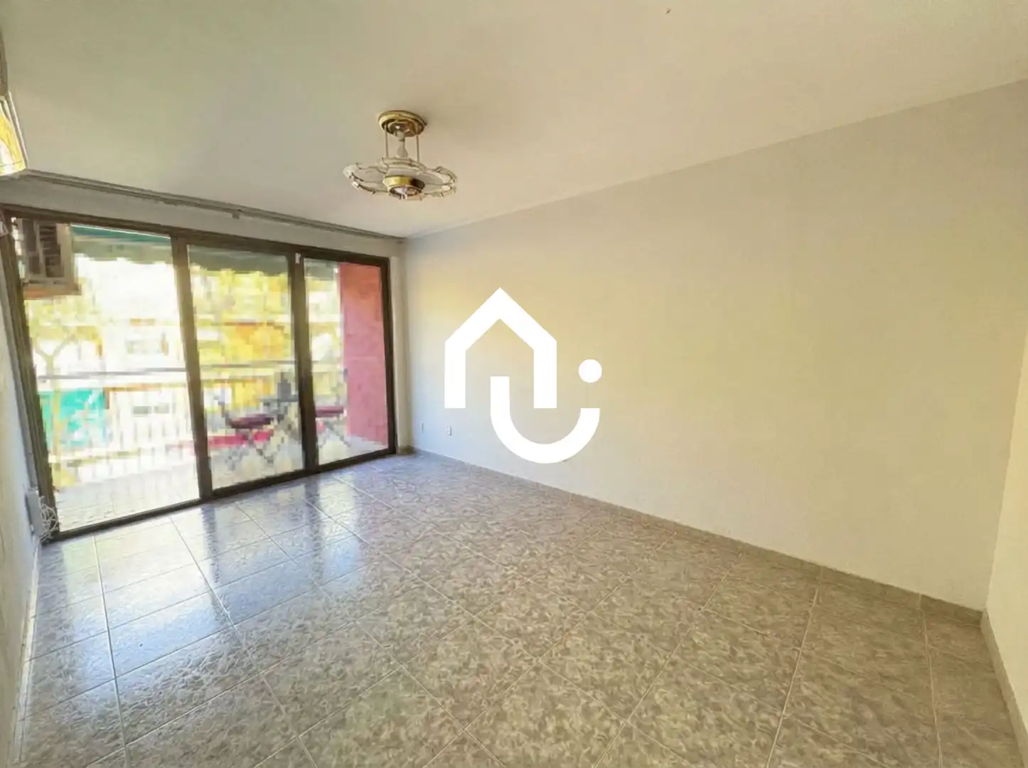 Terraza de Piso en venta en Santa Coloma de Gramenet con Balcón