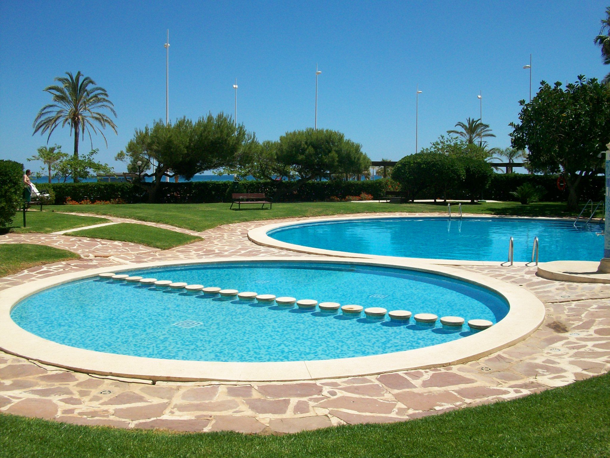 Swimming pool of Apartment to rent in Gandia  with Air Conditioner, Terrace and Furnished