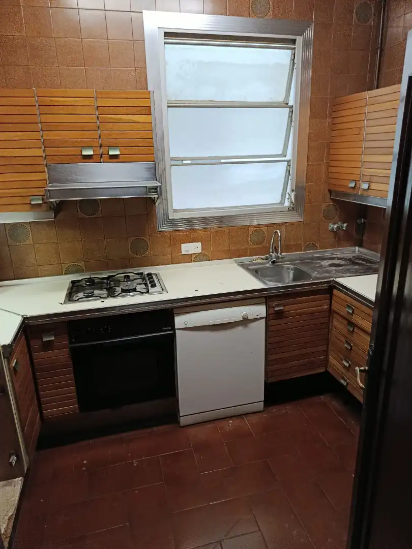 Cocina de Piso en venta en Barcelona con Calefacción y Balcón