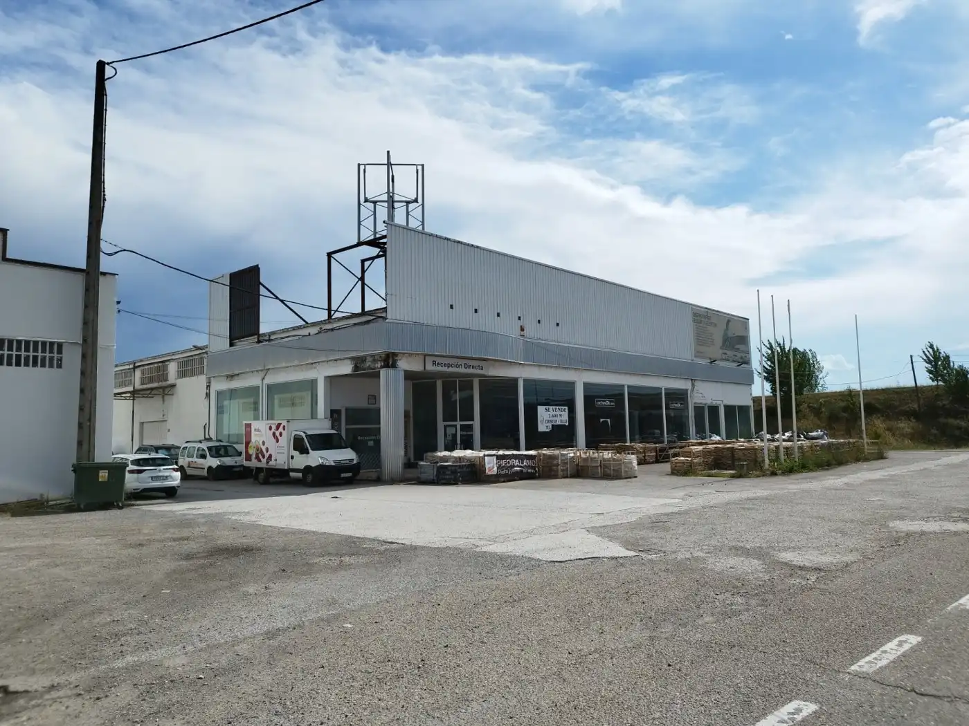 Nau industrial en venda a Camponaraya