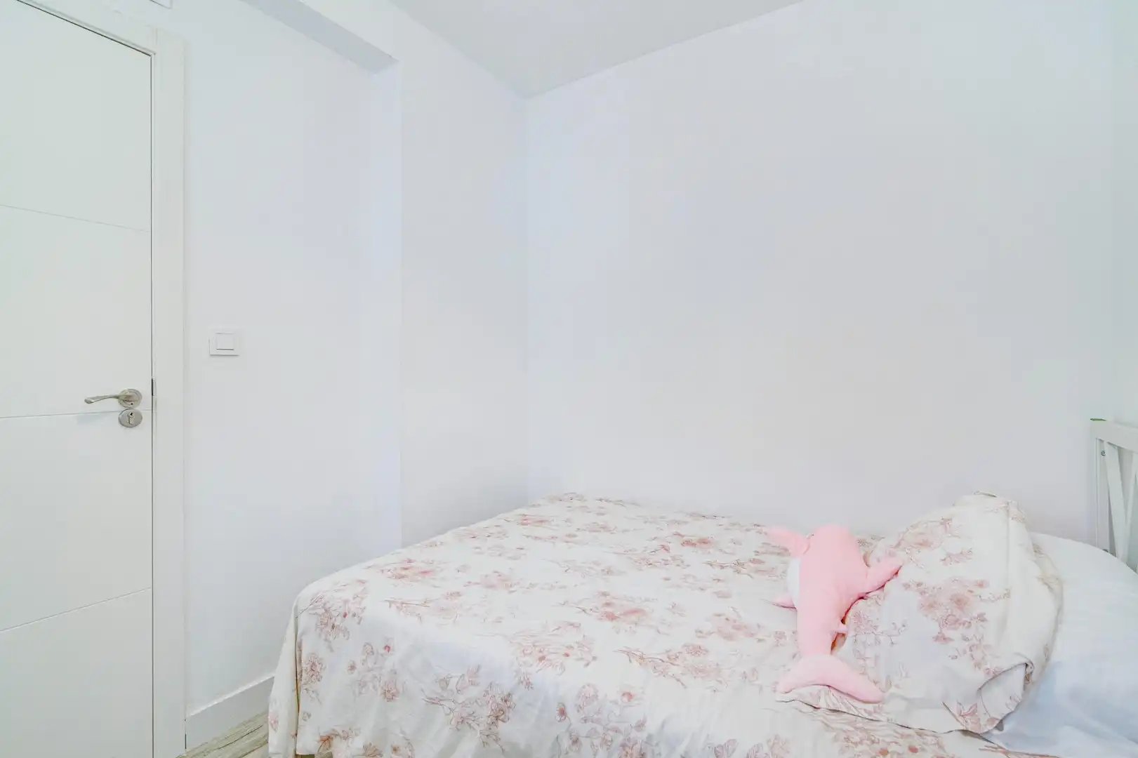 Bedroom of Flat for sale in Granada  with Air Conditioner, Private garden and Terrace
