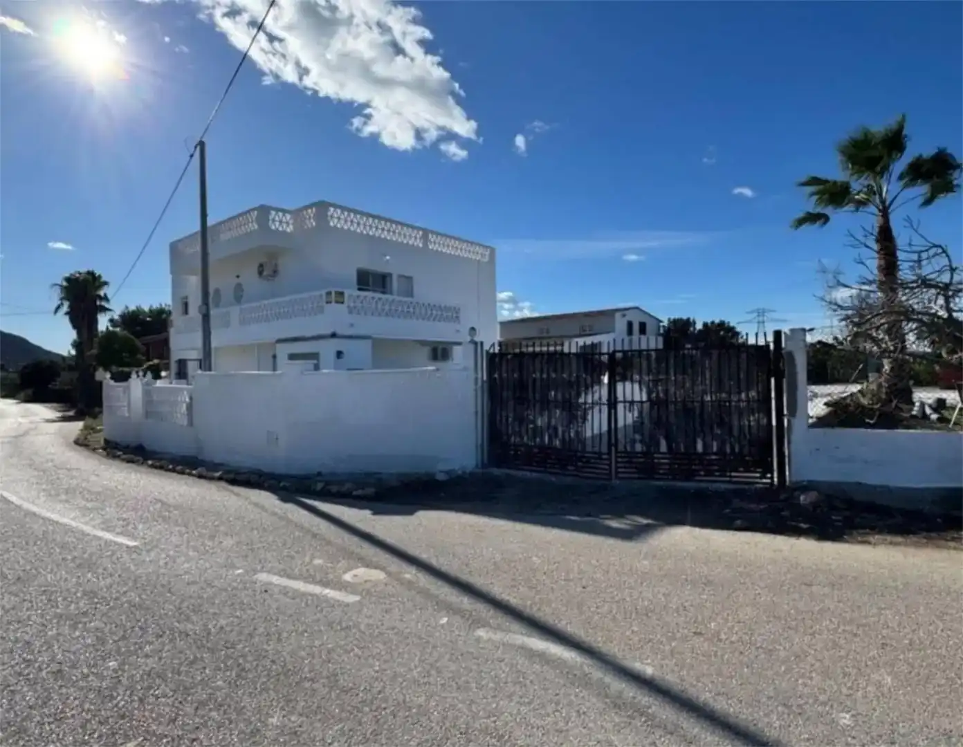 Vista exterior de Finca rústica en venda en Granja de Rocamora amb Aire condicionat, Piscina i Balcó