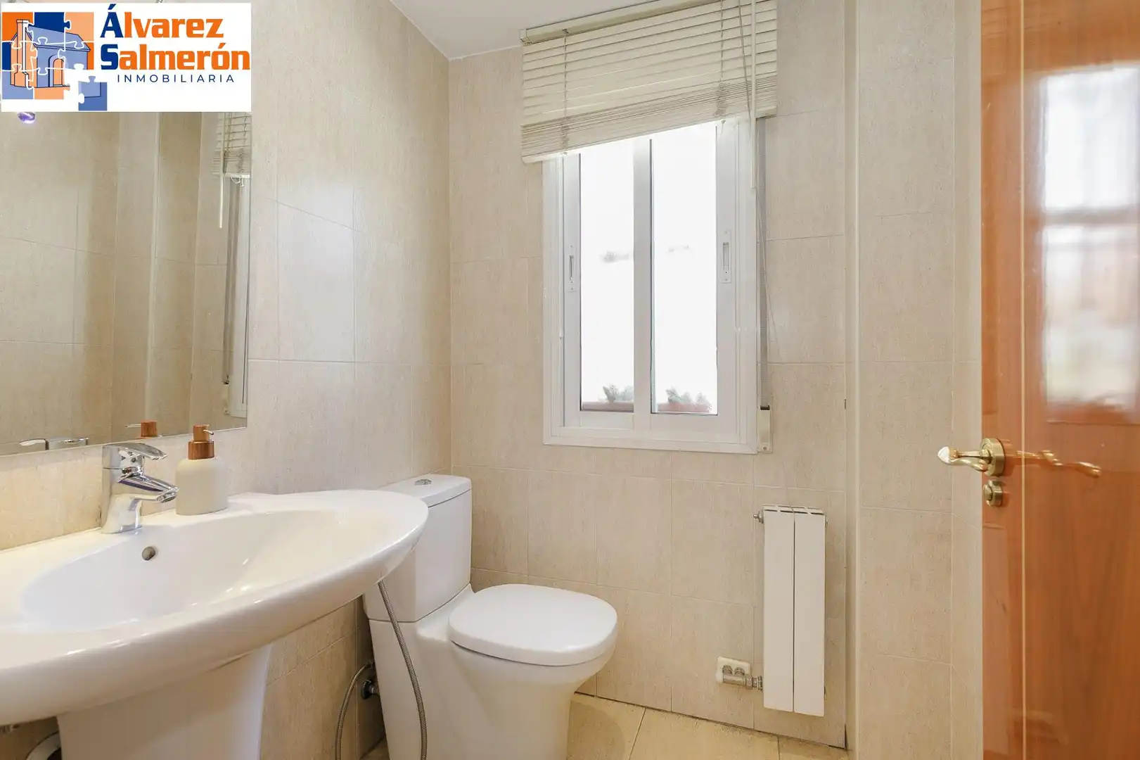 Maison mitoyenne avec piscine à vendre à Genil, imagen 12