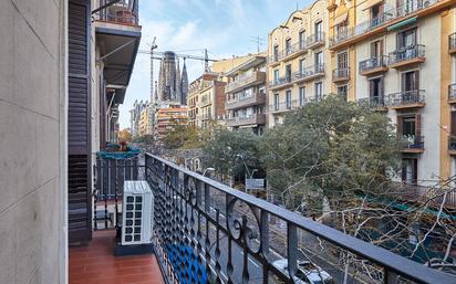 Exterior view of Flat for sale in  Barcelona Capital  with Air Conditioner, Parquet flooring and Oven