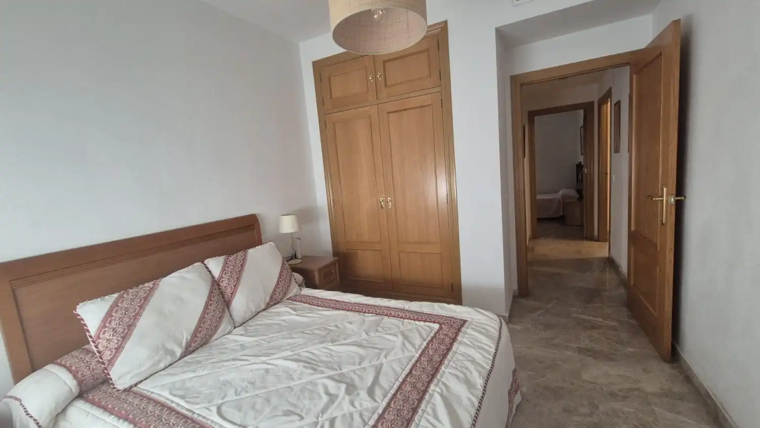 Schlafzimmer von Wohnung zur Miete in Badajoz mit Klimaanlage, Heizung und Terrasse