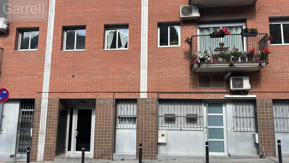 Vista exterior de Pis en venda en Arenys de Munt amb Terrassa