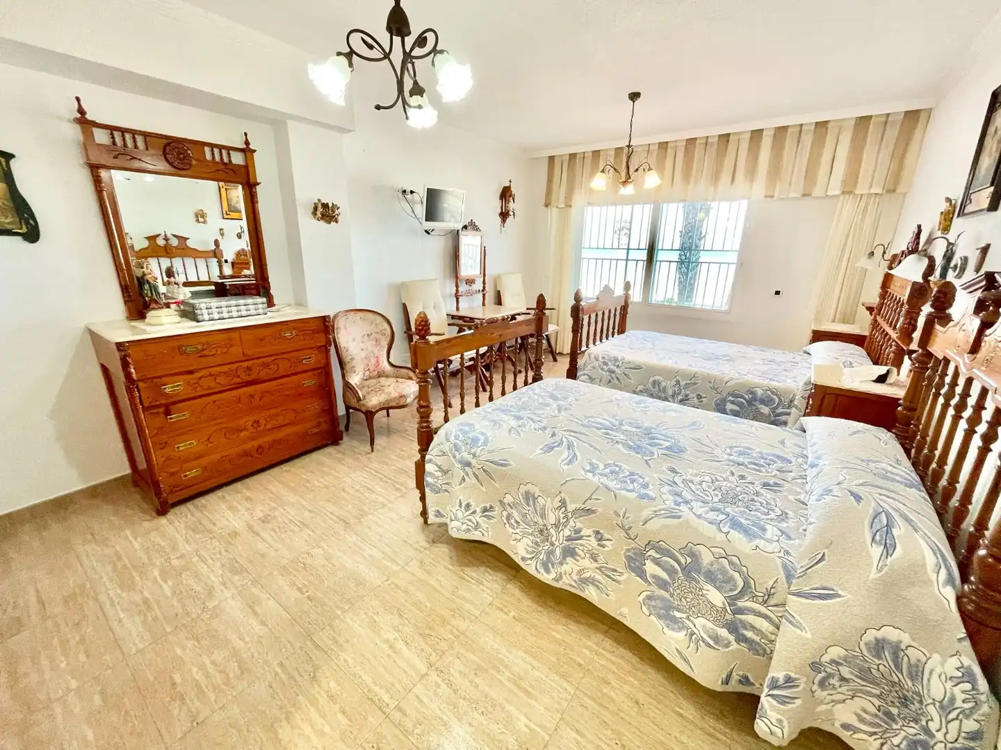 Dormitori de Casa o xalet de lloguer en Los Alcázares amb Aire condicionat, Moblat i Rentadora