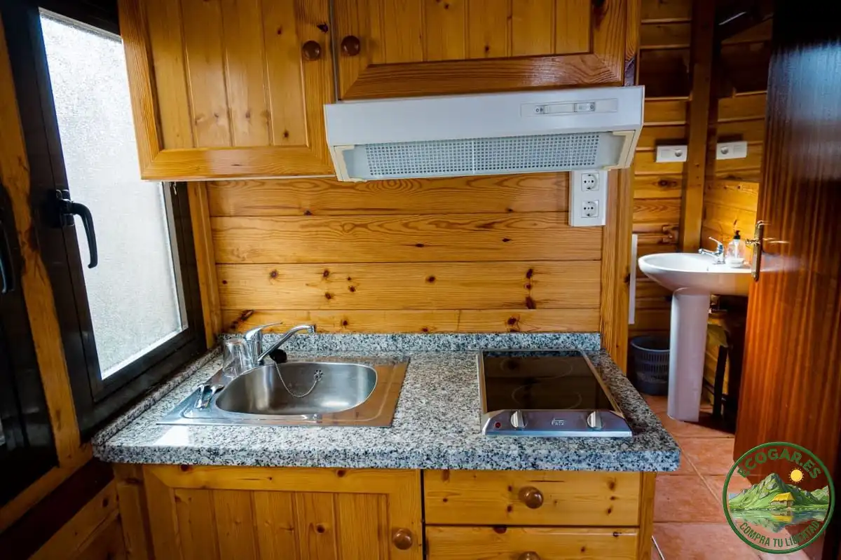 Cocina de Casa o chalet en venta en Villagatón con Aire acondicionado, Calefacción y Jardín privado