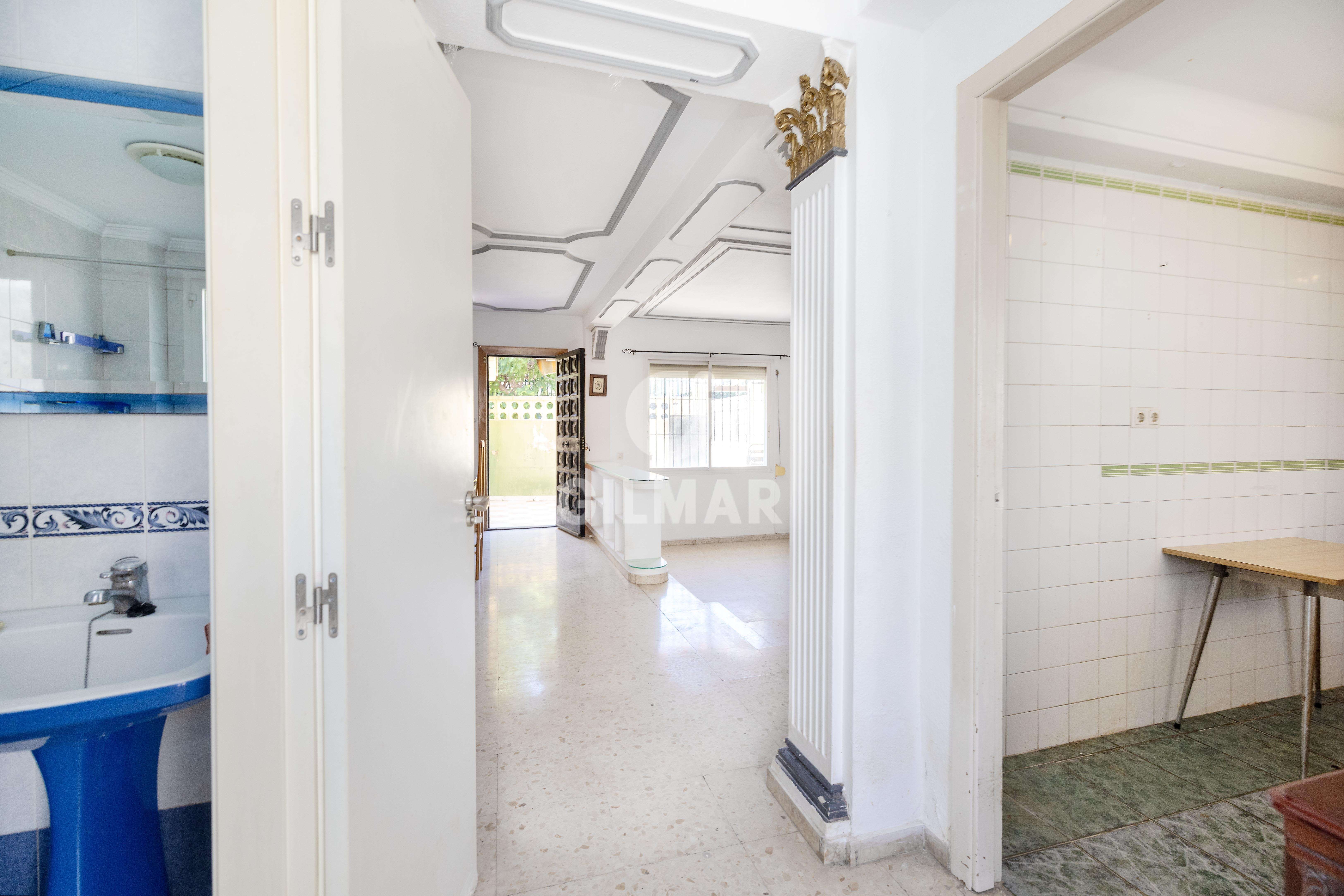 Single-family semi-detached for sale in Fuengirola  with Swimming Pool and Furnished