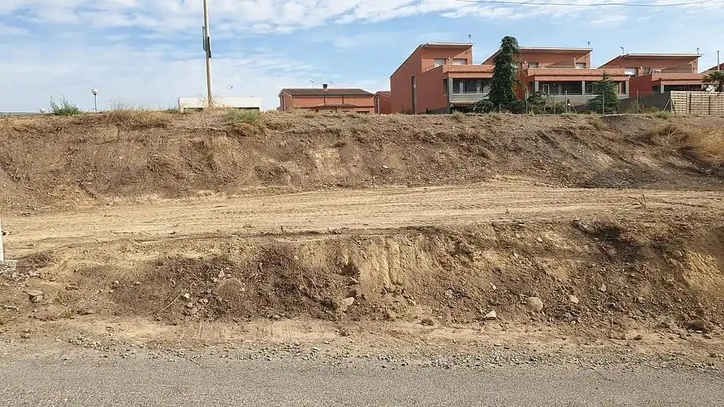 Residential land for sale in Rosselló