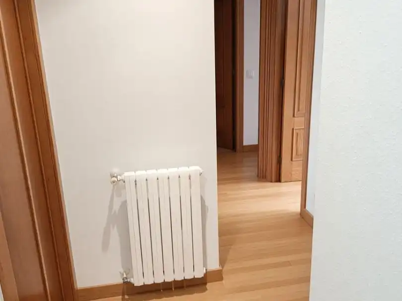 Pis en venda en Gijón  amb Calefacció, Jardí privat i Parquet