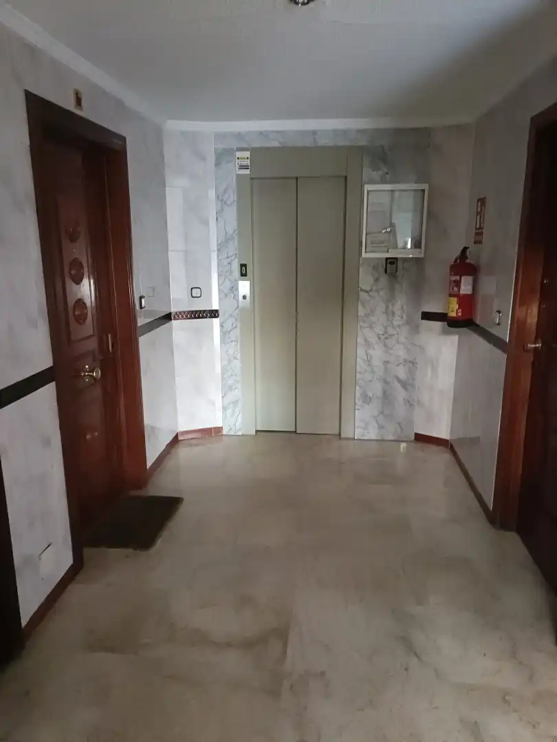 Piso de alquiler en Granada con Aire acondicionado, Calefacción y Amueblado