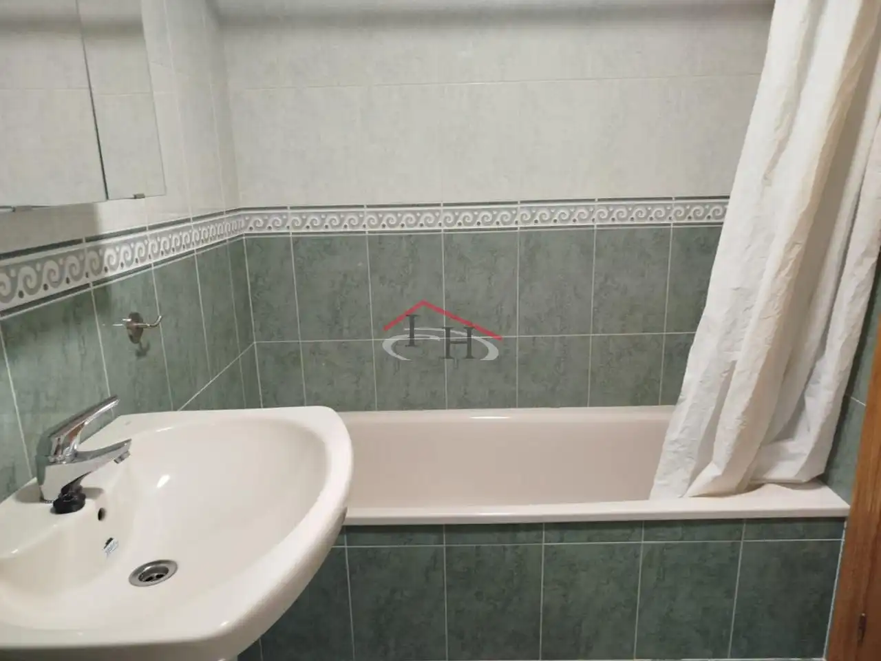 Apartamento de alquiler en AZORIN, Trobajo del Camino