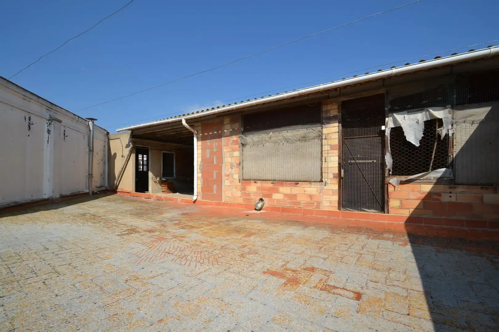 Houses for sale in RAMON Y CAJAL, Deltebre