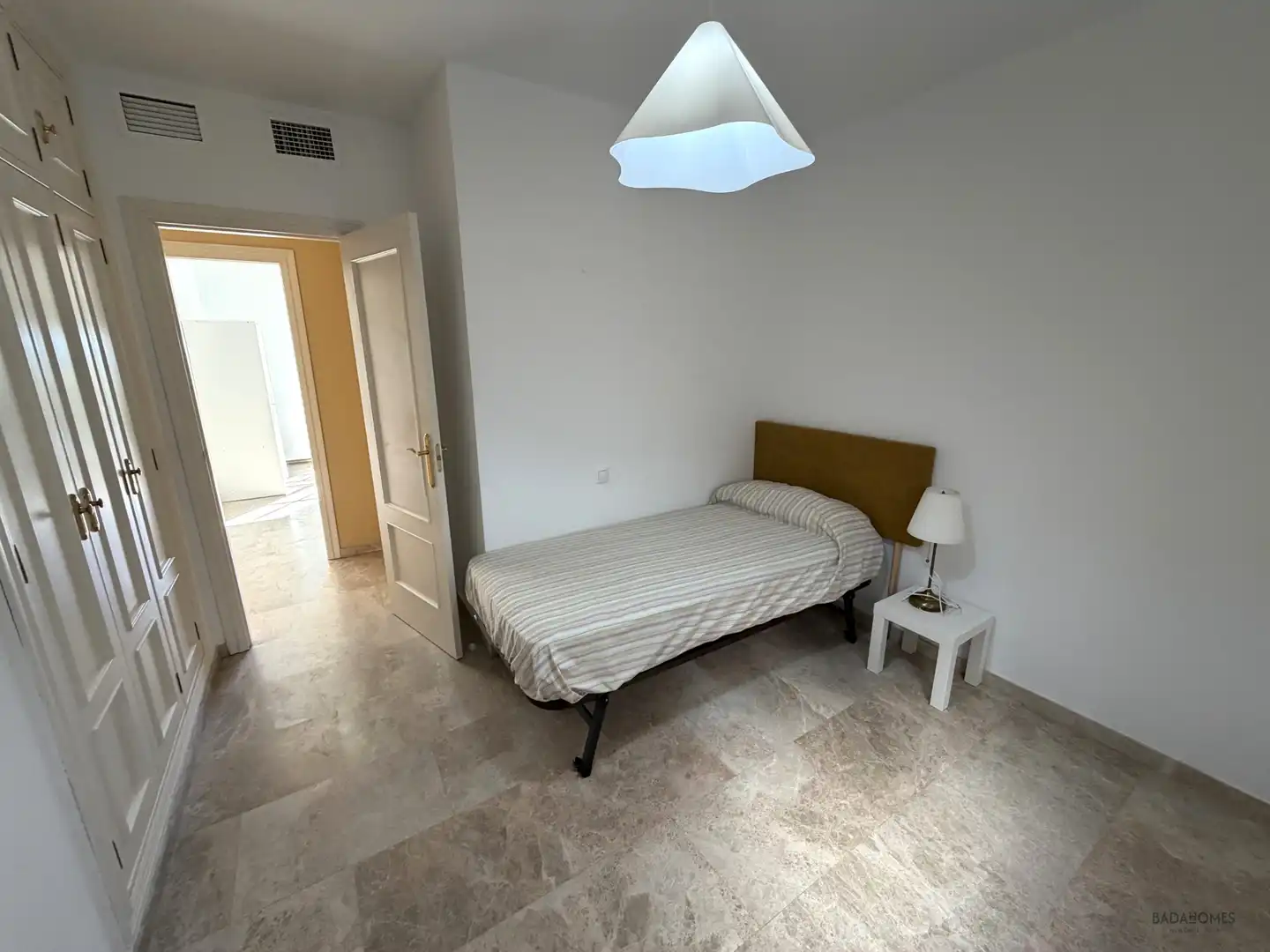 Flat with pool to rent in Calle Arturo Barea, imagen 18
