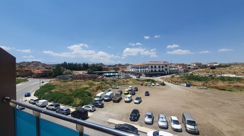 Foto 3 de Piso en venta en Avenida Mariana Pineda, 35, Guadix, Granada
