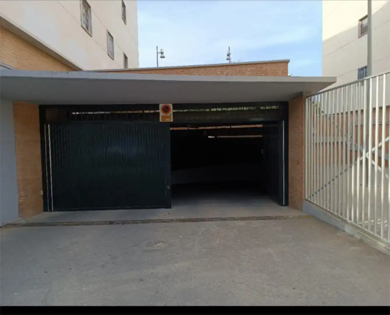Aparcament de Garatge en venda en Granada