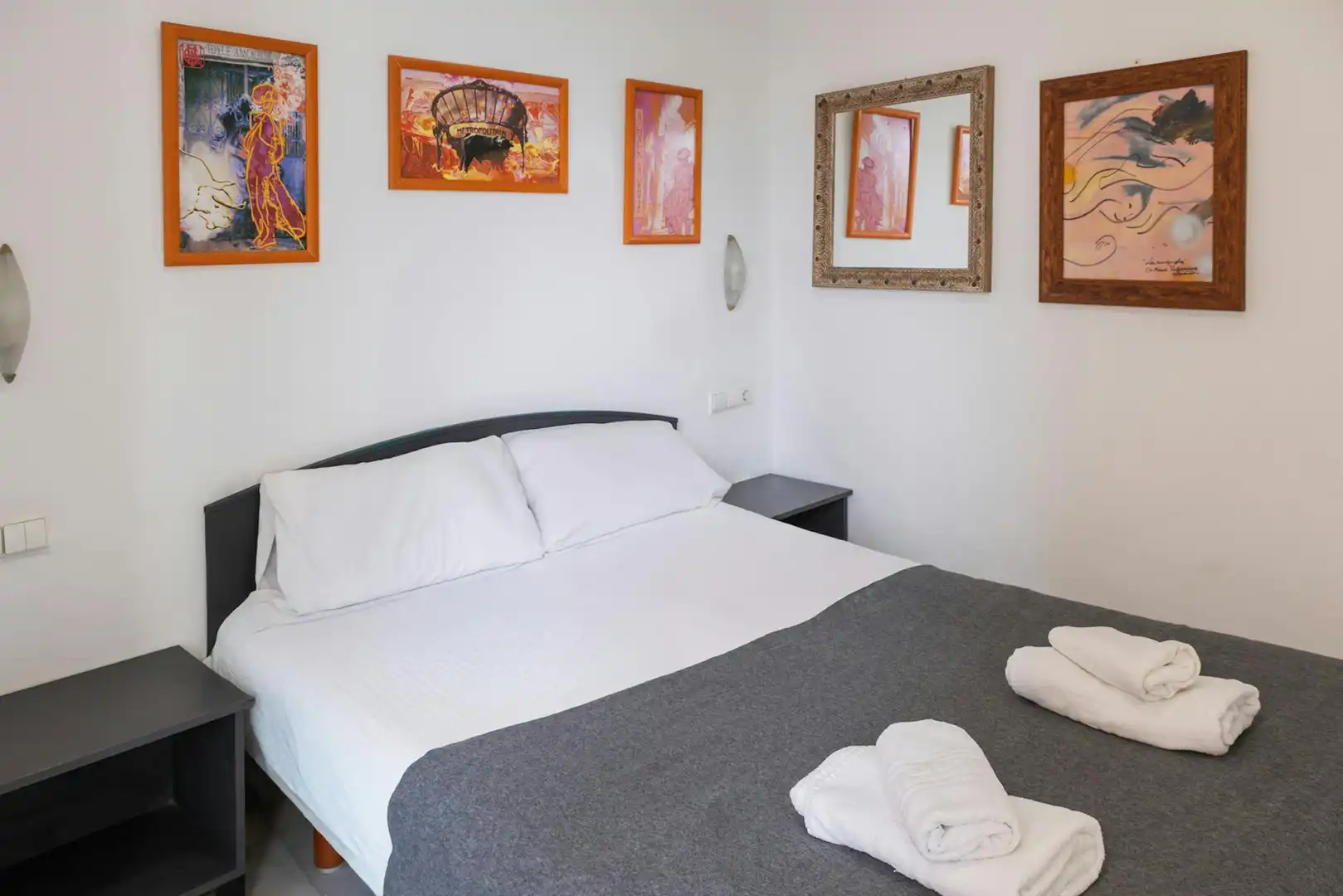 Bedroom of Flat for rent in Valencia  with Air Conditioner, Heating and Furnished