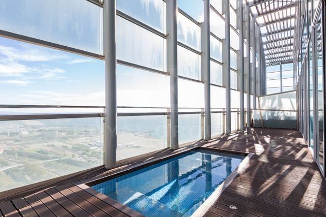 Ático en Alquiler en Paseo de Garcia Fària en Diagonal Mar i el Front Marítim del Poblenou