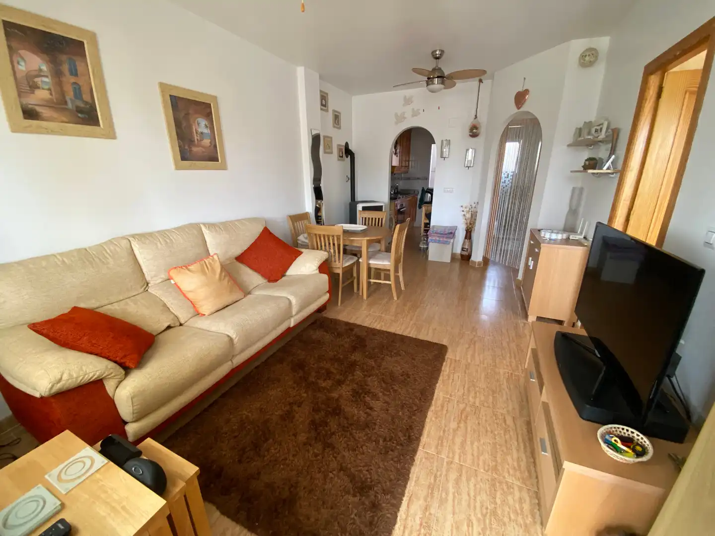 Sala d'estar de Apartament en venda en Castalla amb Aire condicionat, Jardí privat i Terrassa