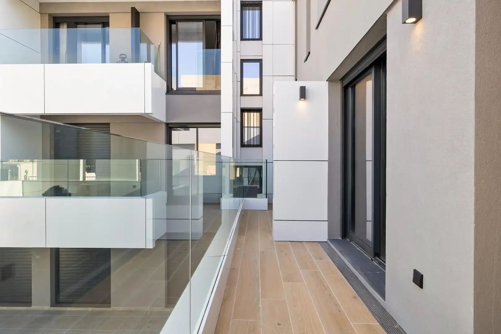 Apartamento con piscina en venta en Puerto Deportivo, imagen 5