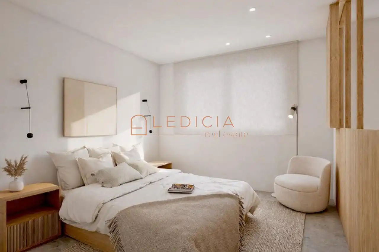Habitación de Piso en venta en Cangas  con Calefacción y Amueblado