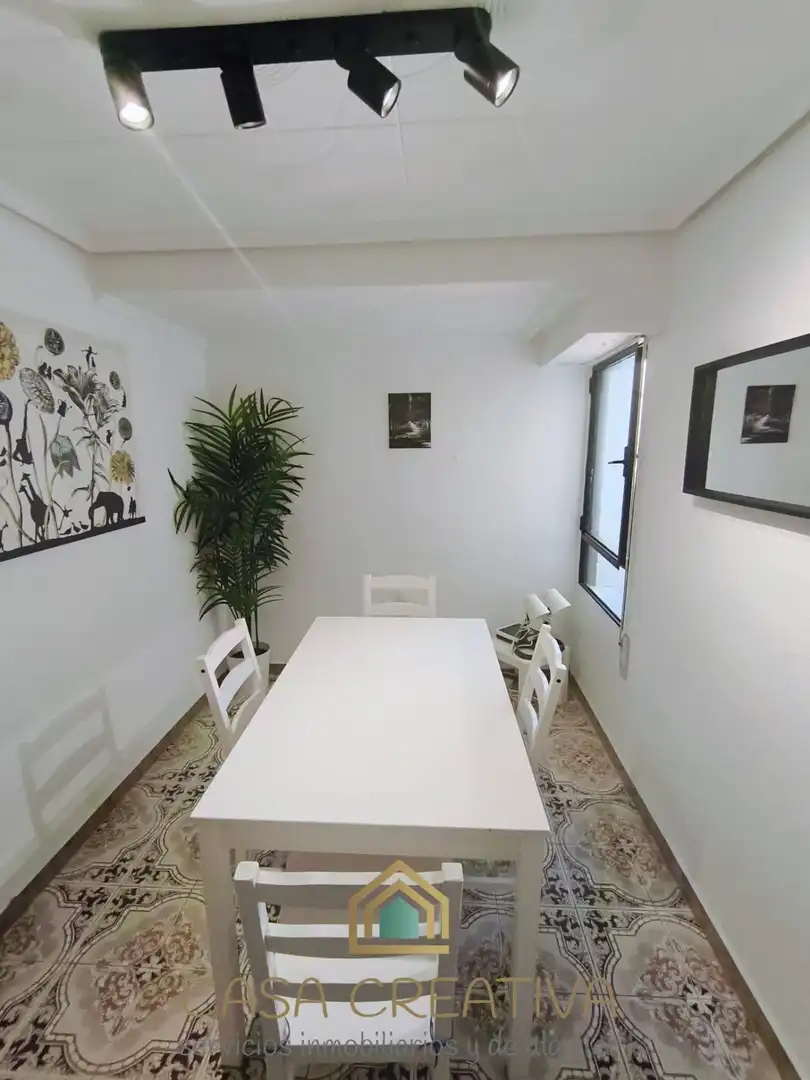 Comedor de Piso en venta en Valencia con Amueblado y Balcón